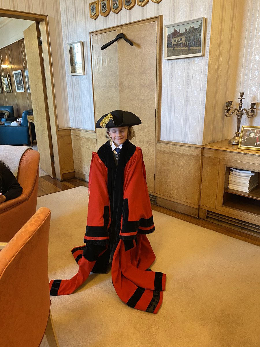 School council visited to Bury Town Hall this week.
#StMarysRCRadschoolcouncil #Britishvalues