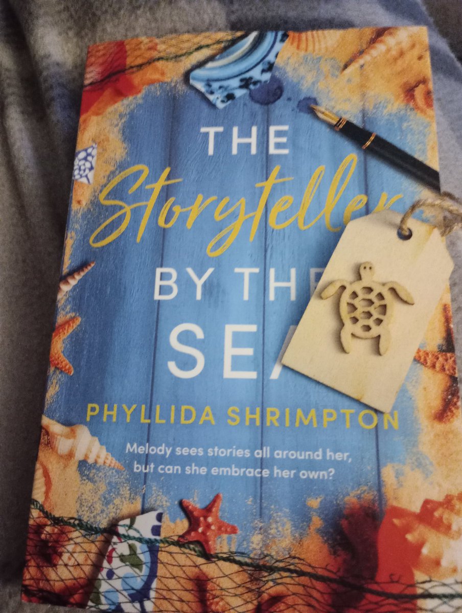 My first book win has arrived from this years <a href="/ChildrenInRead/">Paddy Heron 🇺🇦</a> thank you Phyllida for the beautiful tag. If you have never taken part you need to look out for it next year ☺️