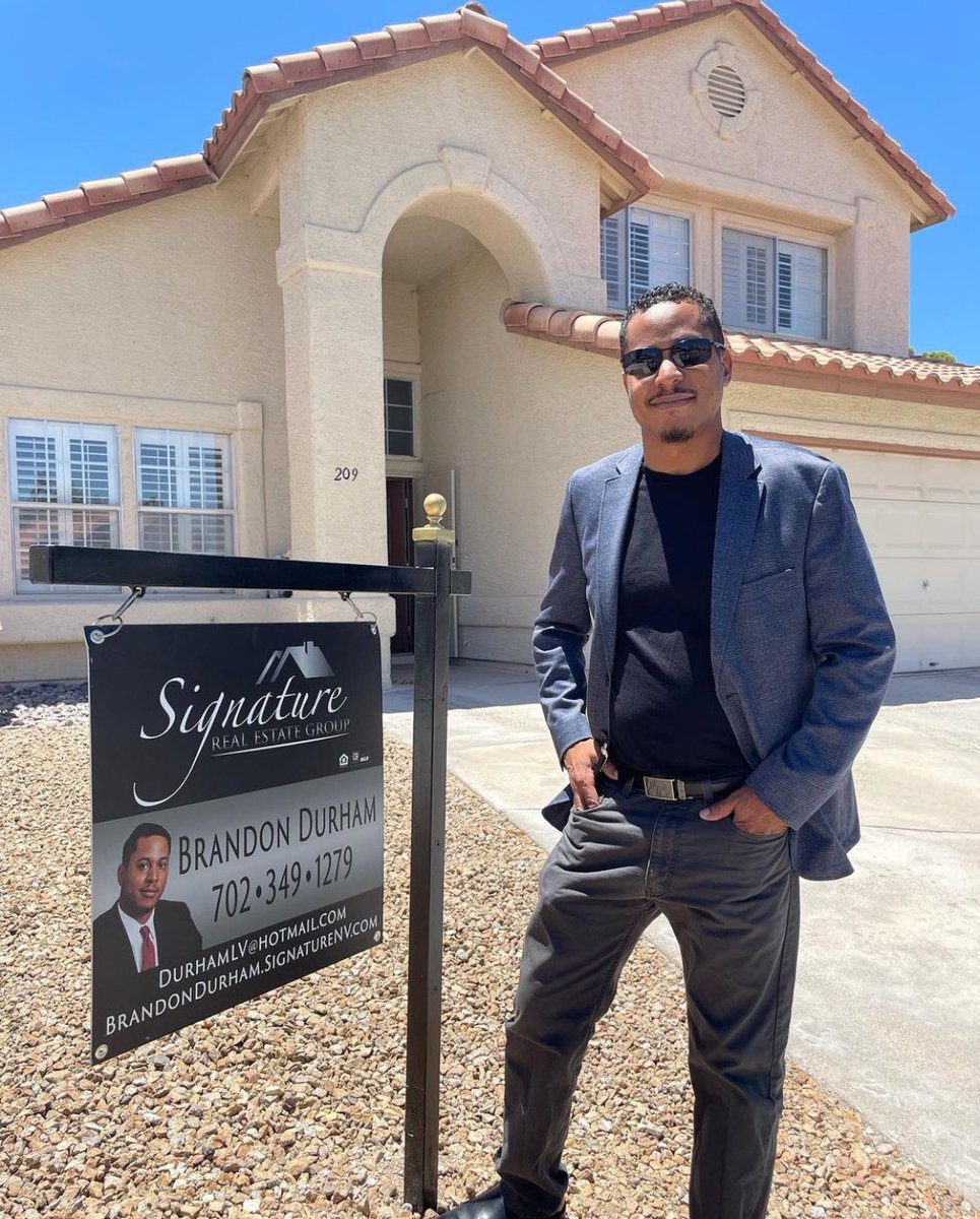 naokadforeman's tweet photo. BRANDON DURHAM is the realtor fatally shot by a Metro officer Nov 12 after calling police for help. 

No arrests have been made and law enforcement is focused on “background investigations.” This led organizers to plan a rally outside Las Vegas City Hall today. 👇🏾👇🏾👇🏾 https://t.co/WG7Vb1aihJ