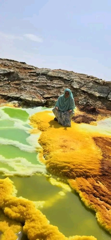 SonKalifa's tweet photo. Visit Afar, come to see amazing view of other planet #Dalol & #Lake_Afdera https://t.co/V7pEkZQuk6