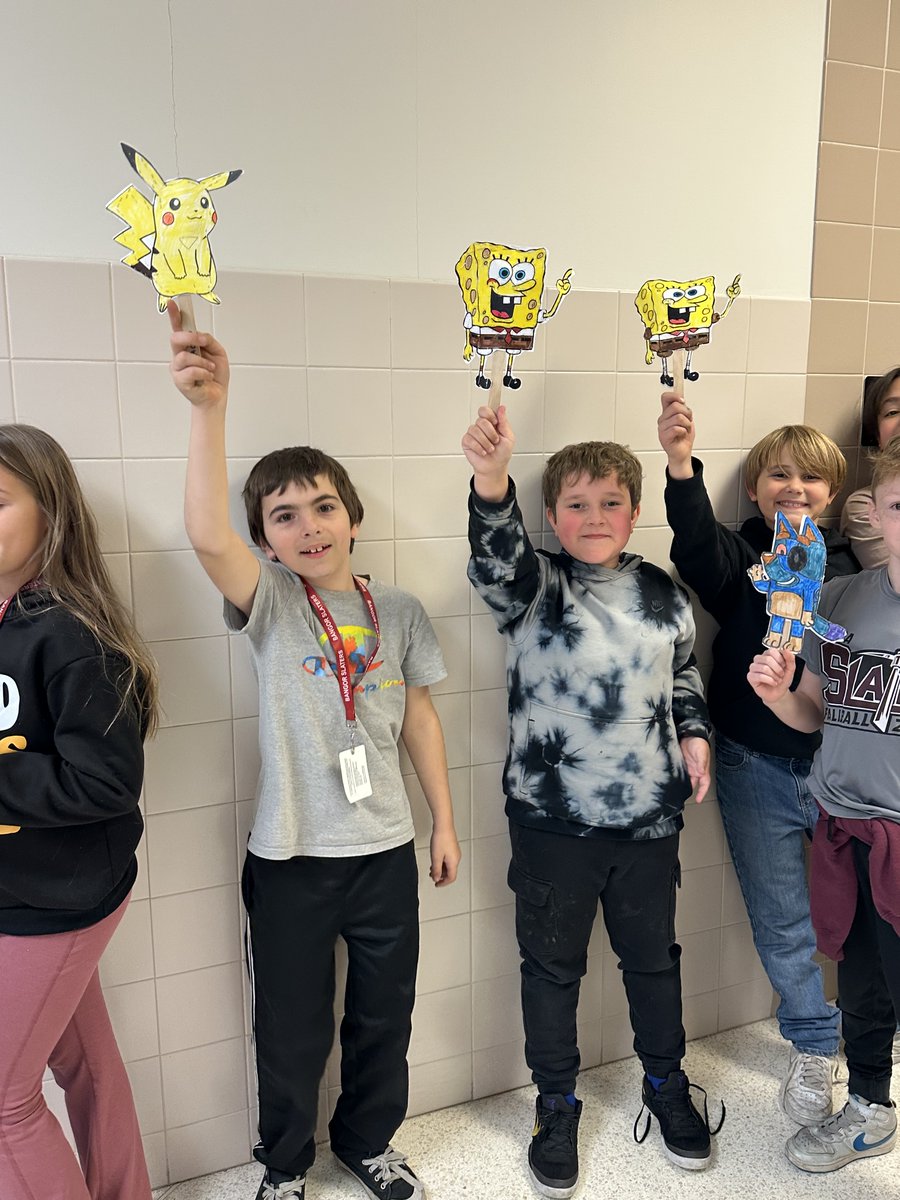 Slater_Supt's tweet photo. Washington Elem. Thanksgiving Day Parade. Ss read about the history of the Macy's Thanksgiving Day Parade in Library, created their own replica balloon floats in Art, and worked to show STAR traits in classrooms #slaterscenes 🦃 https://t.co/pt3NMqN71e