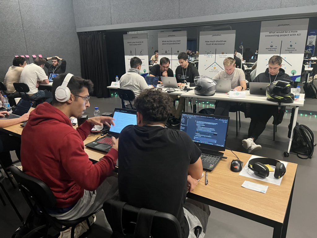 IaaSgeek's tweet photo. Saturday afternoon, and the all-nighters are showing. From agents building PowerPoints to auto-filling JIRA, some cool ideas are shaping up! Missing IoT and robotics vibes. #geekathon #AWS #GenAI https://t.co/A49rqaQw4D