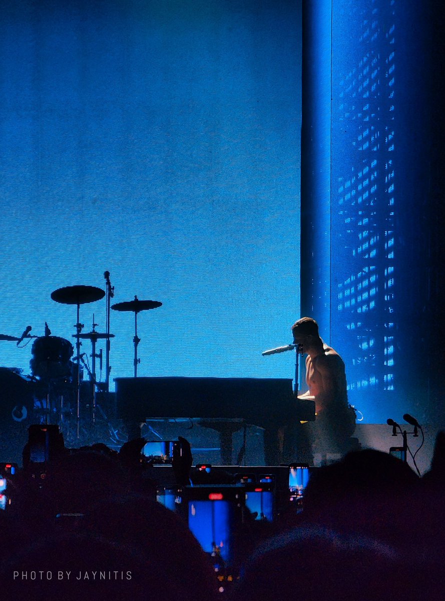 jaynitis's tweet photo. ดือมากกกก อากาศเมืองไทยอ่ะโน๊ะ  #มันร้อนนนน

#imaginedragons #loomworldtour #liveinbangkok #SamsungS22Ultra https://t.co/ixnp54Xa6h