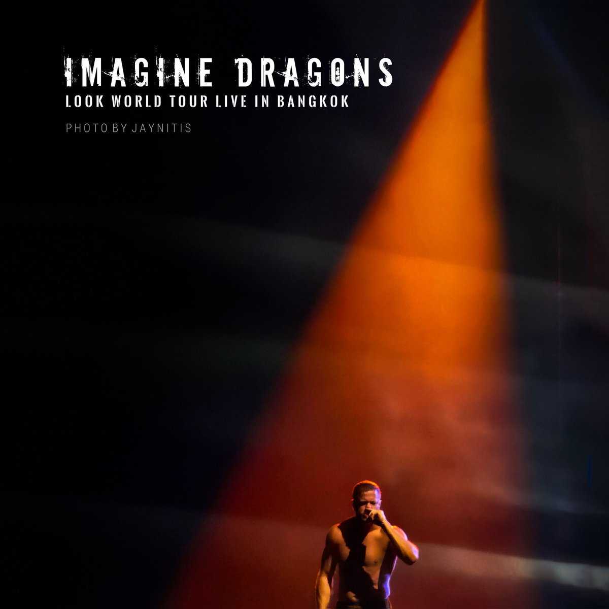 jaynitis's tweet photo. ดือมากกกก อากาศเมืองไทยอ่ะโน๊ะ  #มันร้อนนนน

#imaginedragons #loomworldtour #liveinbangkok #SamsungS22Ultra https://t.co/ixnp54Xa6h