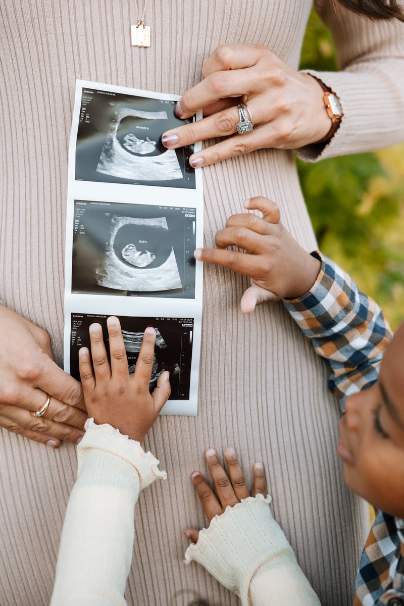 AshKWallace's tweet photo. Birthday wish granted… our family is growing! Baby #3 arriving May 2025. JJ and JoJo can’t wait to meet their new sibling. I’m so blessed and thankful for this beautiful season of life. ✨🤍

#FamilyOfFive #TeamWallace #herewegrowagain #MoreToLove https://t.co/rtMCZuTr0m