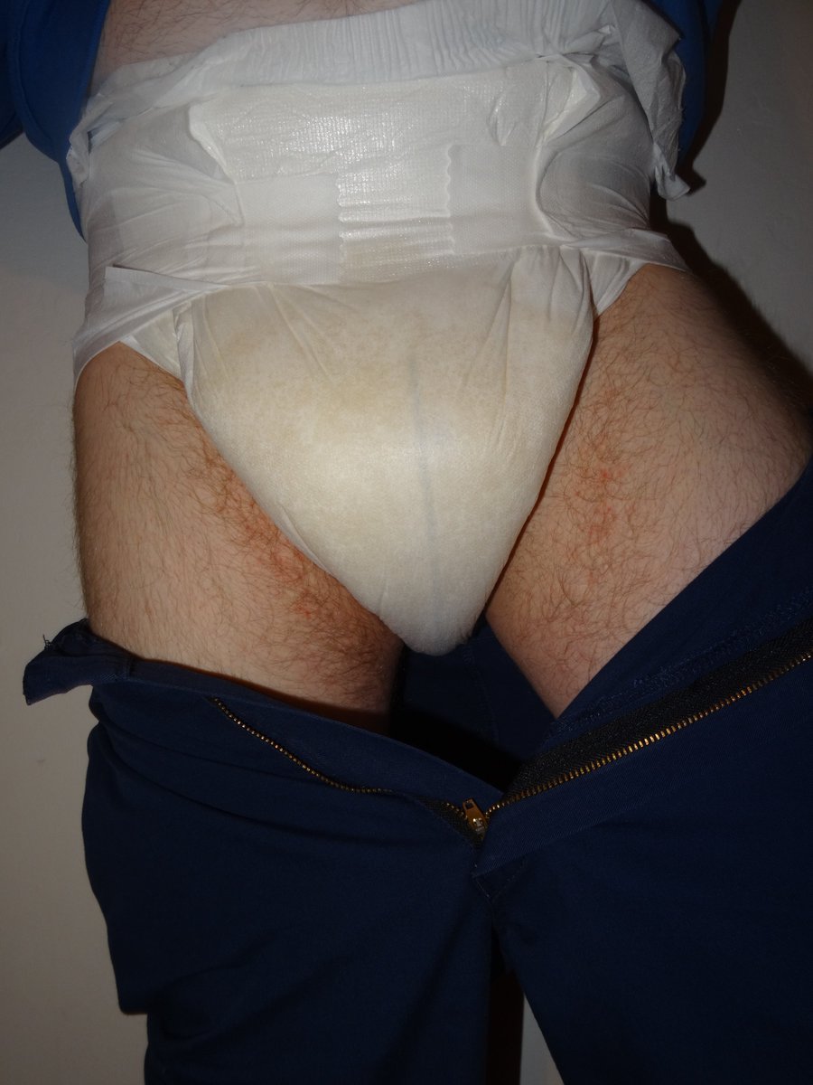 inconliving's tweet photo. So impressed with these Drylife Ultima Slips. Worn all day and kept their shape and they are cloth backed! They do swell but are also super absorbant. Does anyone have any idea if they are a copy of another brand? #incontinence #incontinent #bedwetting #drylife #nhs #tena https://t.co/Vsy3iae7dG