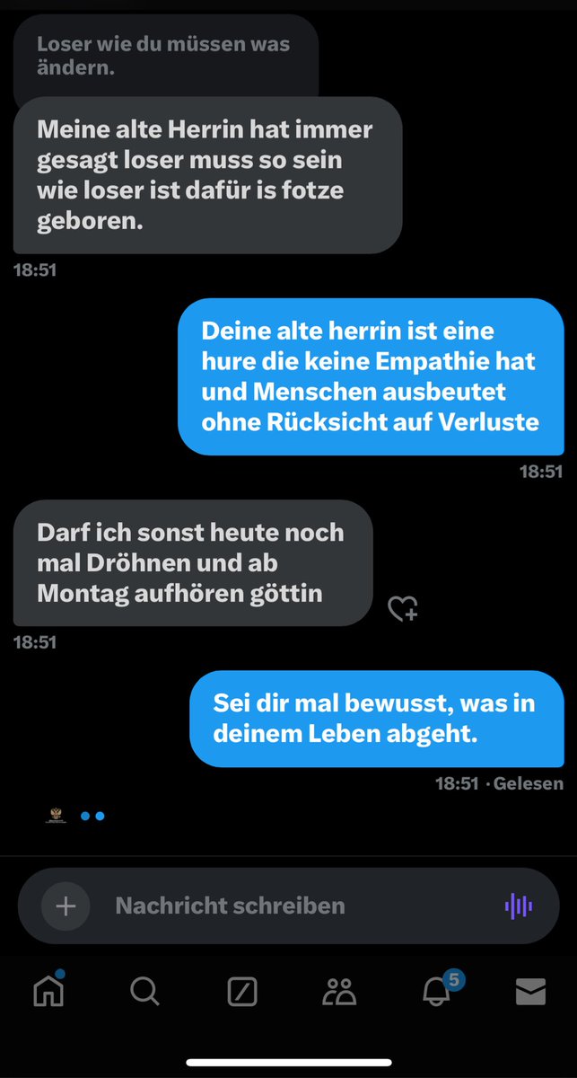 Und ja manchmal schreibe ich auch mit subs ohne Geld einzufordern, einfach um mal deren Storys zu hören. Es ist so traurig was bei einigen im Leben abgeht. Dieser sub hat 30k Schulden, keine freunde, kein Sozialleben, wird immer ausgenutzt &amp; ja Fetisch hin oder her, moralisch