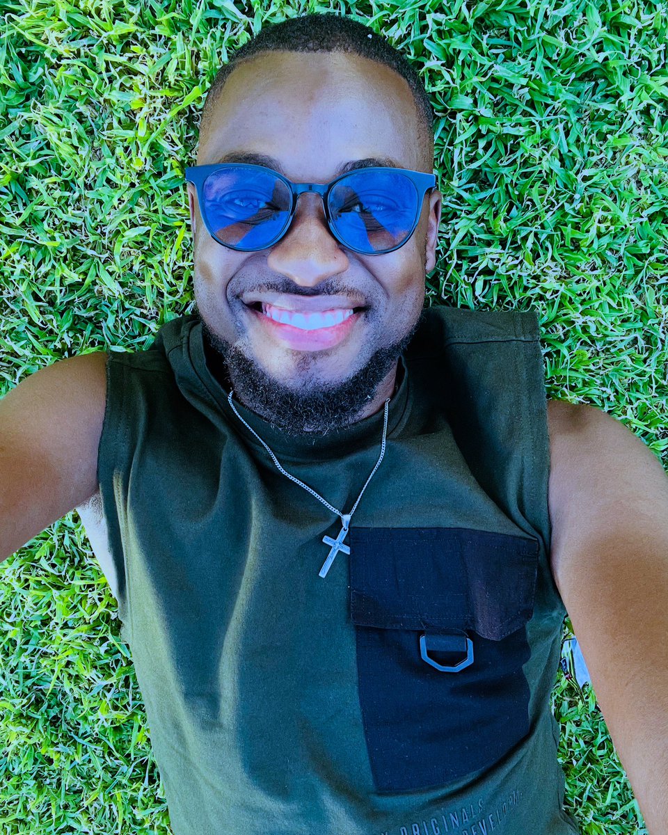 TaasoKG's tweet photo. The weekend ✌️🕶️ https://t.co/B18v1sYmw5