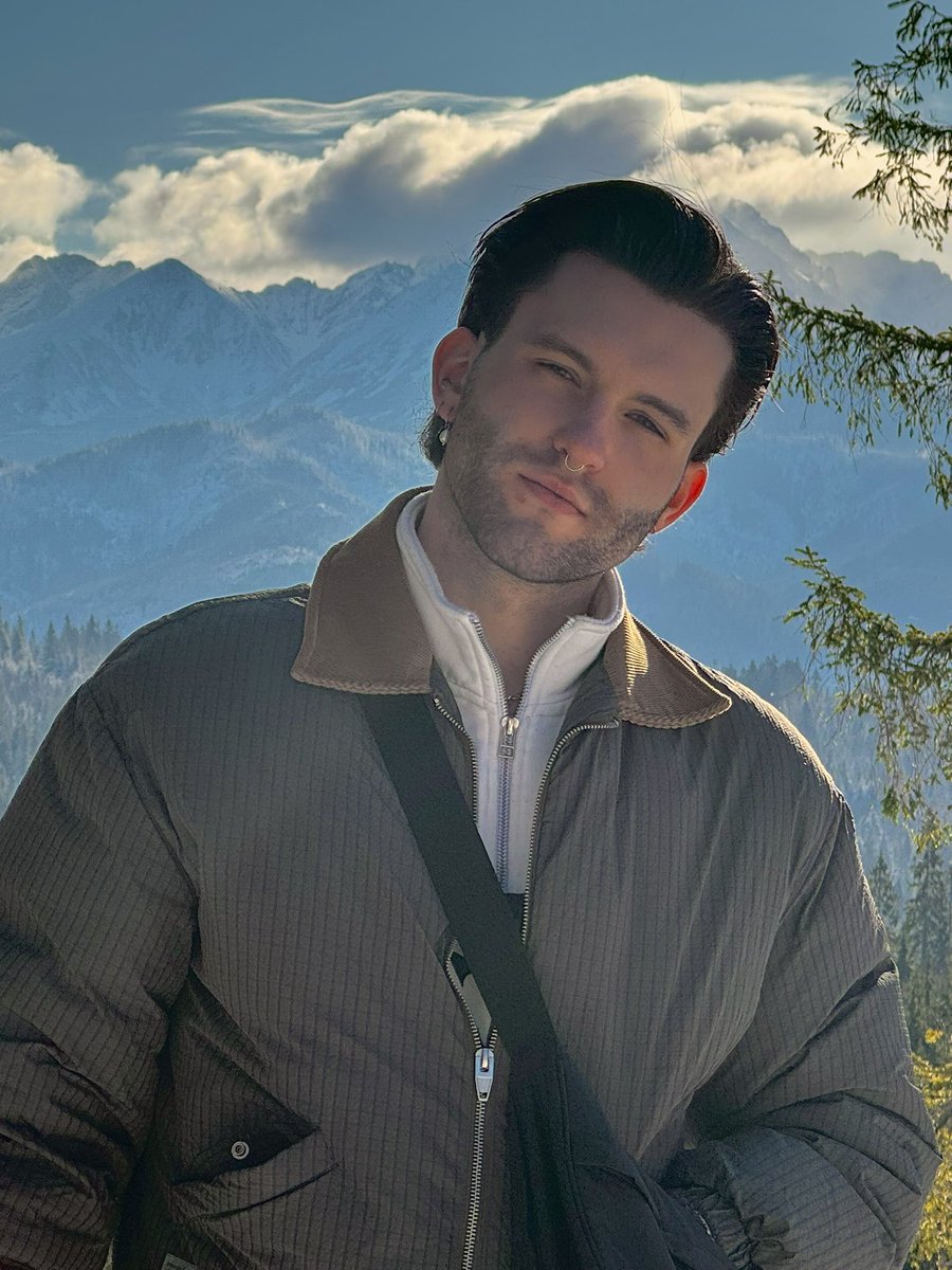 Janowiak_'s tweet photo. 🏔️ https://t.co/xglzKaMv0c