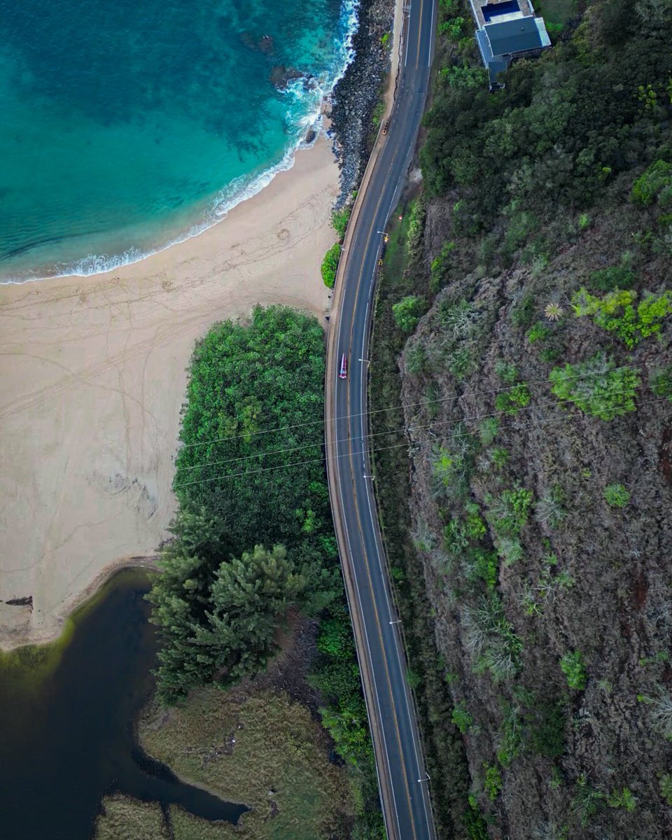 Visspix's tweet photo. 📸Waimea Bay🏝️ https://t.co/FIIjW9dc0B