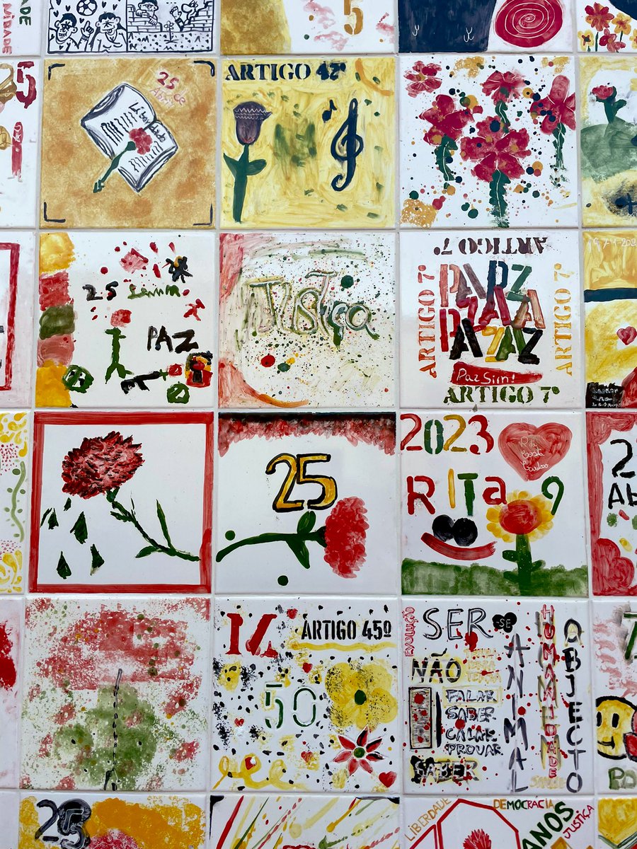 lecartographe's tweet image. #Azulejos VI 🇵🇹
25 avril - Révolution des Œillets