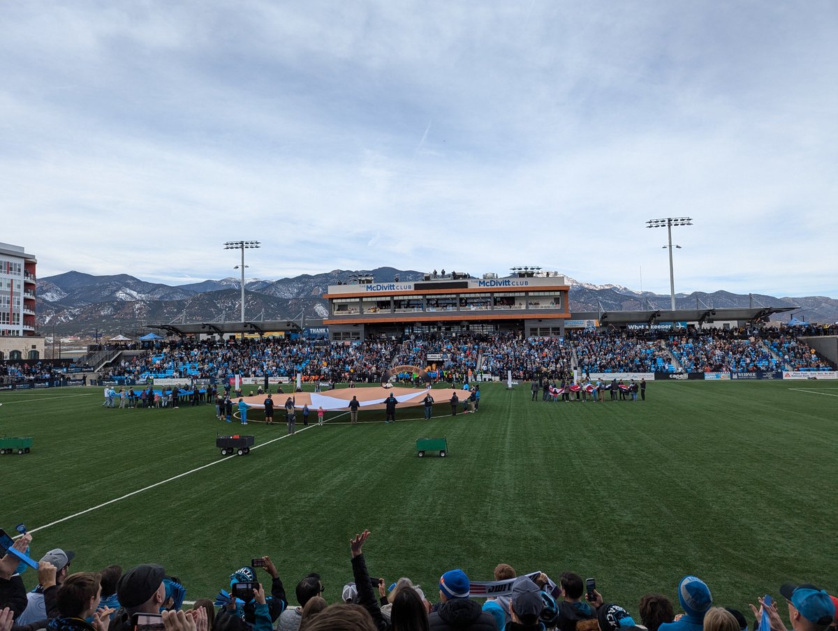 M_R_Thomp's tweet photo. USLC final https://t.co/NQ48BF4wtW