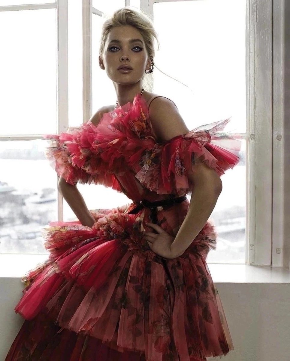 worlds_moda's tweet image. #editorialsWM (1/1)

#HARPERSBAZAARUS,
March 2018.
By #KennethWillardt

#ElsaHosk