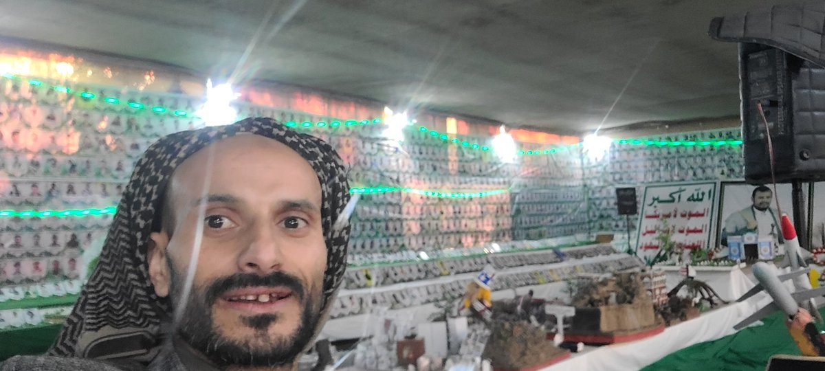 algooby1's tweet photo. ولا تحْسبن الذين قتلوا في سبيل الله أمْواتا بلْ أحْياء عنْد ربهمْ يرْزقون * فرحين بما آتاهم الله منْ فضْله ويسْتبْشرون بالذين لمْ يلْحقوا بهمْ منْ خلْفهمْ ألا خوْف عليْهمْ ولا همْ يحْزنون}
#الذكرى_السنوية_للشهيد
#شهداؤنا_عظماؤنا https://t.co/HxvScZHF7R
