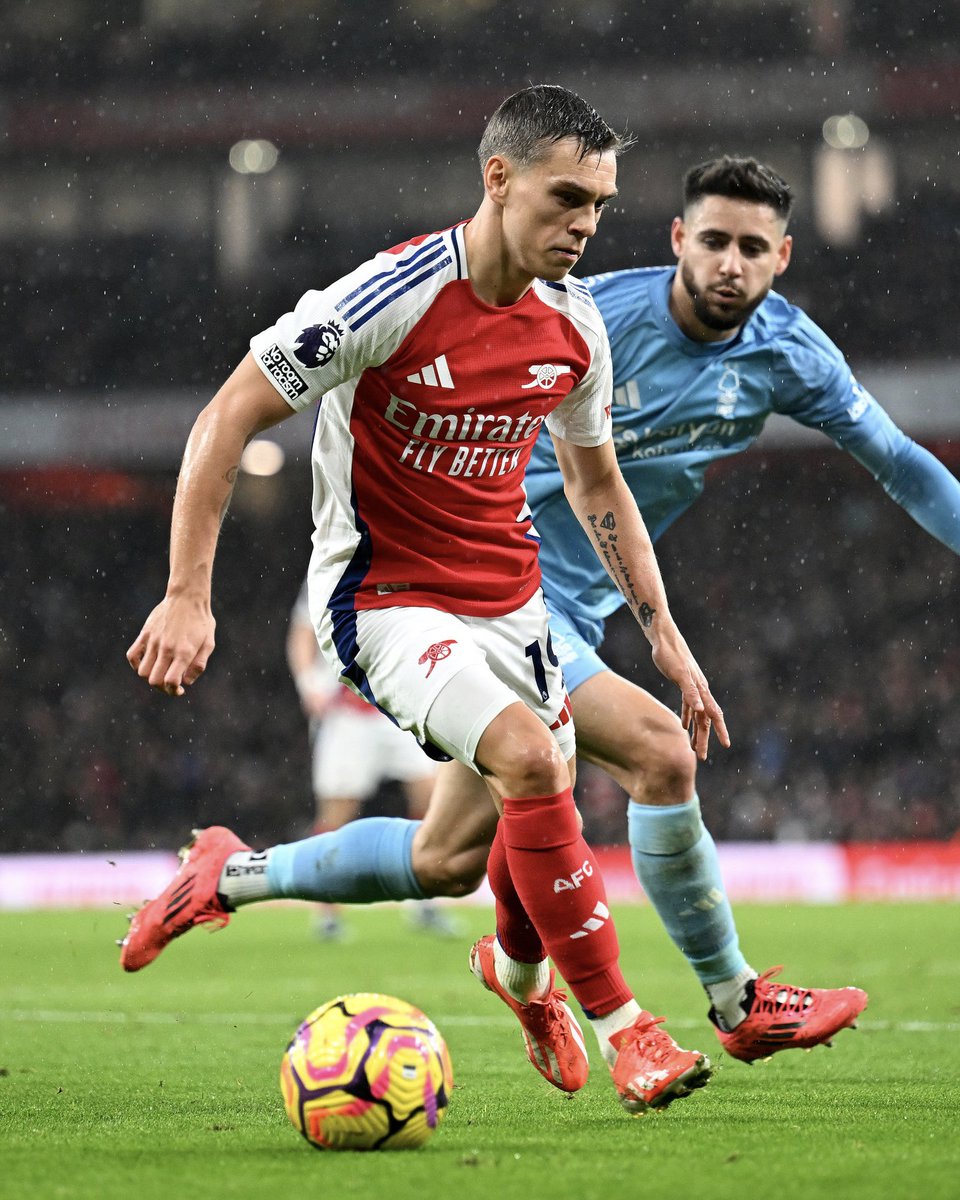 Home crowd, home win! 🔴⚪️