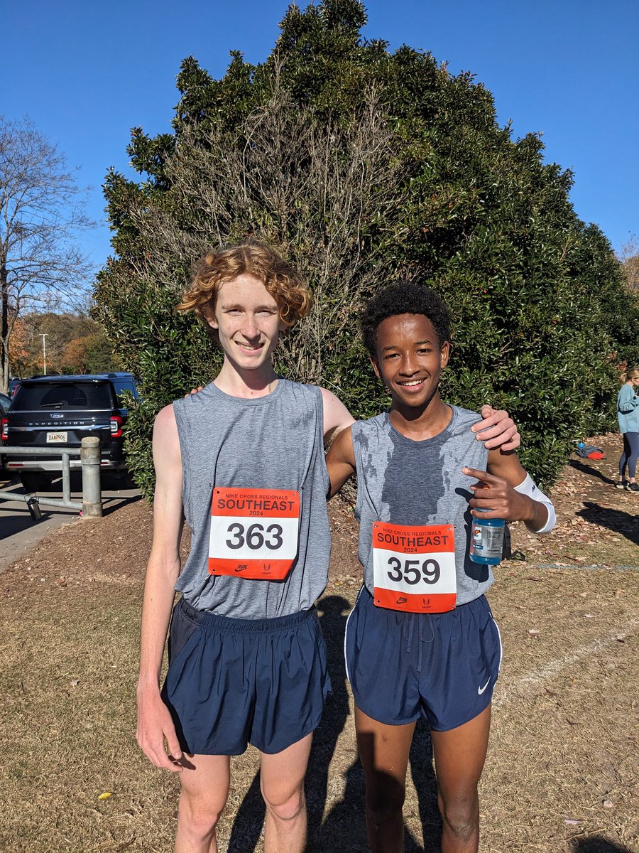 NXR Southeast: Naomi Greengrass (18:50.3) in the Championship Race; Nick Morizio (16:16.3) and Mohammed Mohammed (15:42.5) in the Invitational Race. Mo placed 4th overall. Congratulations! 👏