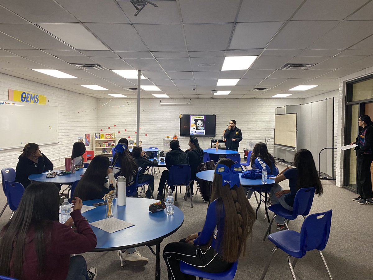 MsSaraBorja's tweet image. A huge thank you to all the amazing GEMS GT parents who joined us for Parent Night! 🎉 Your energy, support, and commitment to our gifted students makes all the difference. #GEMSshineBright #GEMSPride #GTStudents @SanElizarioISD 💎 ✨