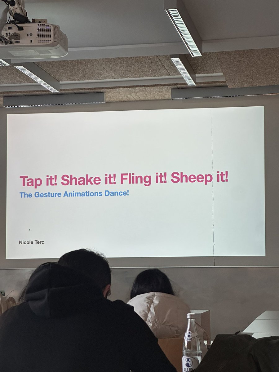 LinusMoose's tweet photo. Finally got to attend #DevFestBerlin and I had so much fun 😌
These events always inspire me to try new stuff 😁 https://t.co/hJZ7qL1z4J