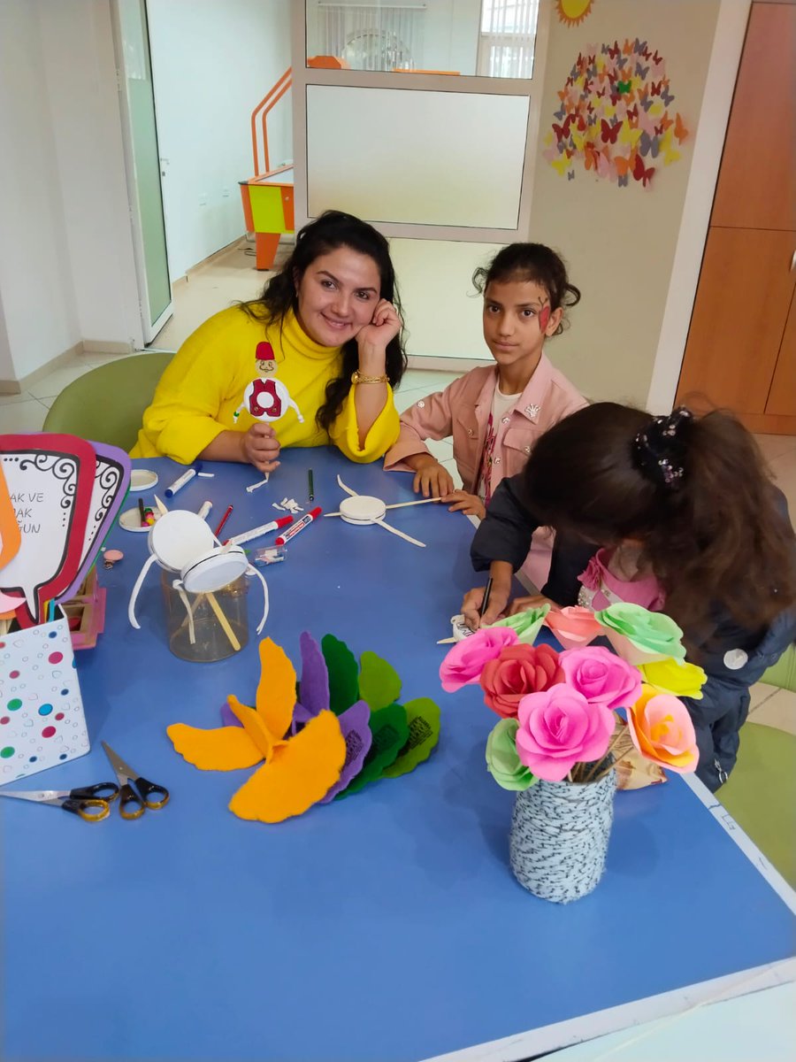 altingenclik06's tweet photo. Ali Ersoy Evliya Çelebi Gençlik Merkezi'mizde Çocuk Hakları Gününde Merkez Üyelerimiz ve Katar Vakfı Çocuklarımızla Çeşitli Etkinliklerimizden Kareler -1- https://t.co/N0r97LhNdH