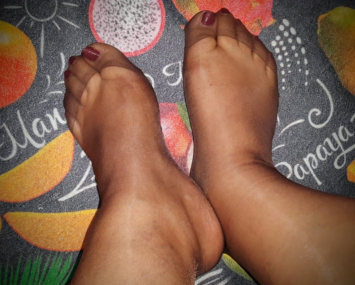 pamela_foxy's tweet photo. #feet #toes #toptoes #sole #pretty #cute #footfetish #footfetısh #prettytoes #foot #footporn #prettyfeet #feetmodel #footlover #feetlover #model #fetish #footmodel #pantyhose #pantyhosefeet https://t.co/Suf7BgpaJ2
