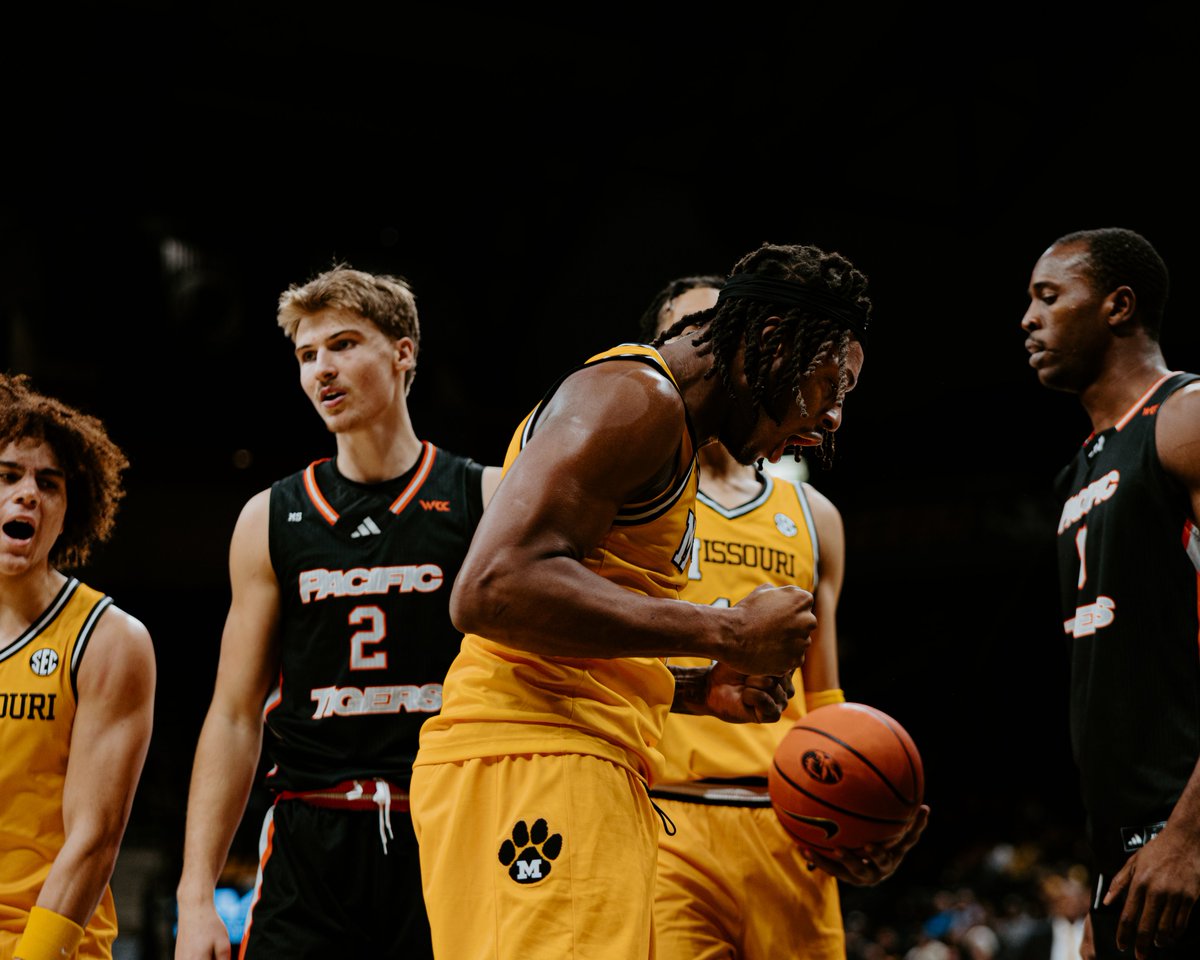 back-to-back 35+ point wins for the first time since 2011-12 😤🔥💪

#MIZ 🐯