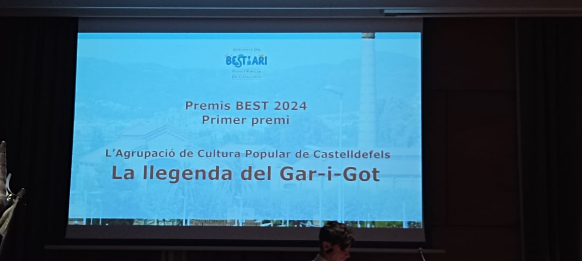 josele_1992's tweet image. Molt orgullós de tota la gent que hi ha darrere i tots els col·laboradors que ho fan possible any rere any. De la primera llegenda a totes les que queden per venir... @ACPCast #PremisBEST2024 @AjCastelldefels