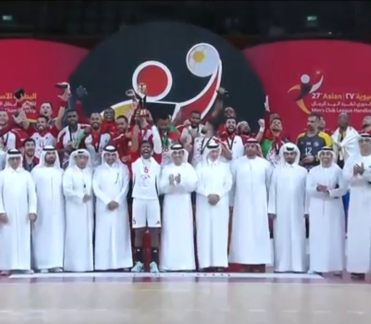 الالعاب الجماعية بنادي الشارقة تحقق الإنجاز الأفضل في الامارات 

البطولة العربية لكرة السلة 2011
البطولة الآسيوية لكرة اليد 2024

#ملك_الامارات