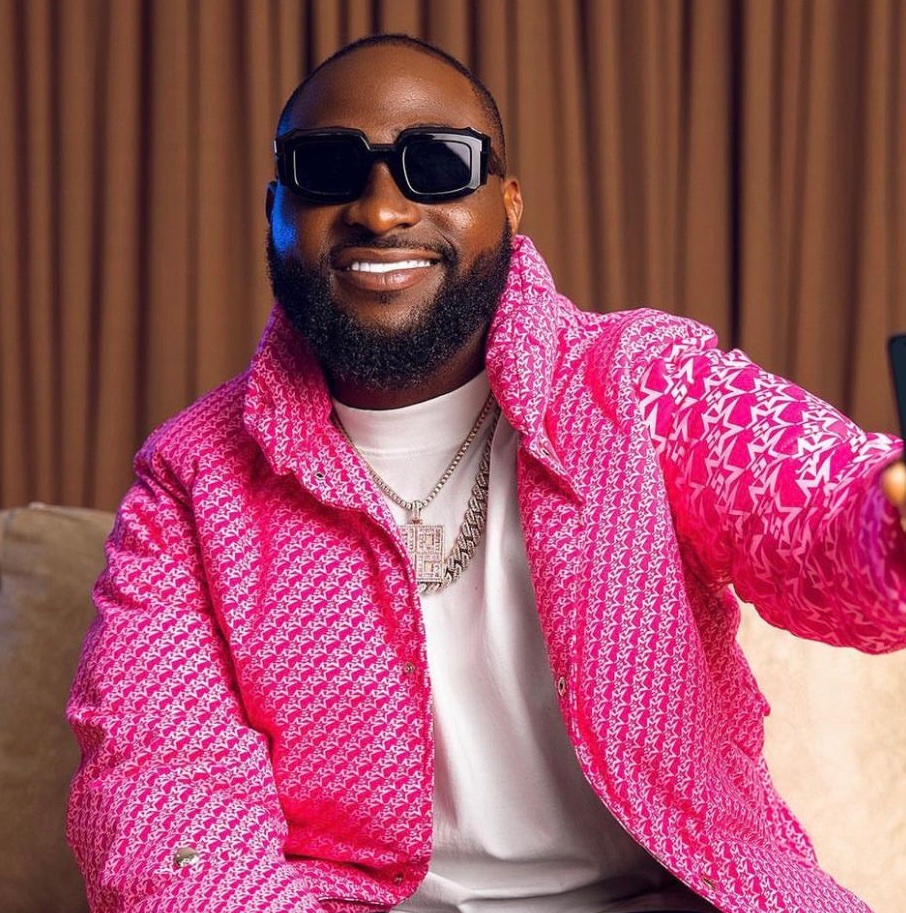 chartdata's tweet image. .@NICKIMINAJ, @DavidGuetta and @Davido&apos;s &quot;If It&apos;s Okay&quot; earned 362K streams in its first full day of release on Spotify.