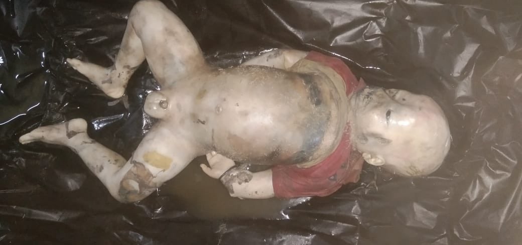 Hello <a href="/BBCHindi/">BBC News Hindi</a> <a href="/BBCIndia/">BBC News India</a>,those chin kuki terror!sts u call village volunteers have k!lled this 8 months old baby including 2yrs old boy &amp; 8yrs old girl r@ped to death.
Why are u trying to whitewash the barbarity of #kukibabykillers #kukir@pists?
Have you also got poppy money??