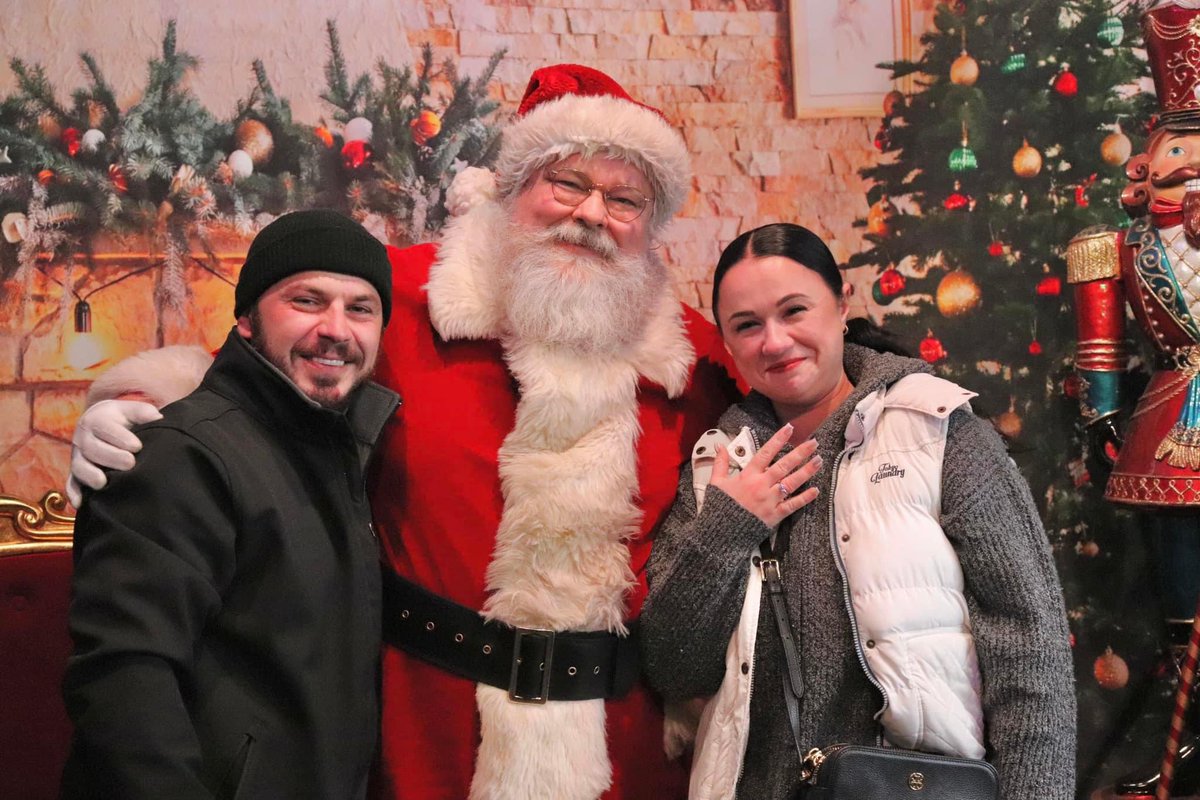 Our Holiday Light Show opens tonight! 
📸 🎅🏻 Santa will be here tonight 11/23 from 5-10pm; and Sunday night 11/24 from 5pm to 9. Then he’ll be back on Friday Nov 29th for the Christmas season, in our warm &amp; toasty greenhouse!