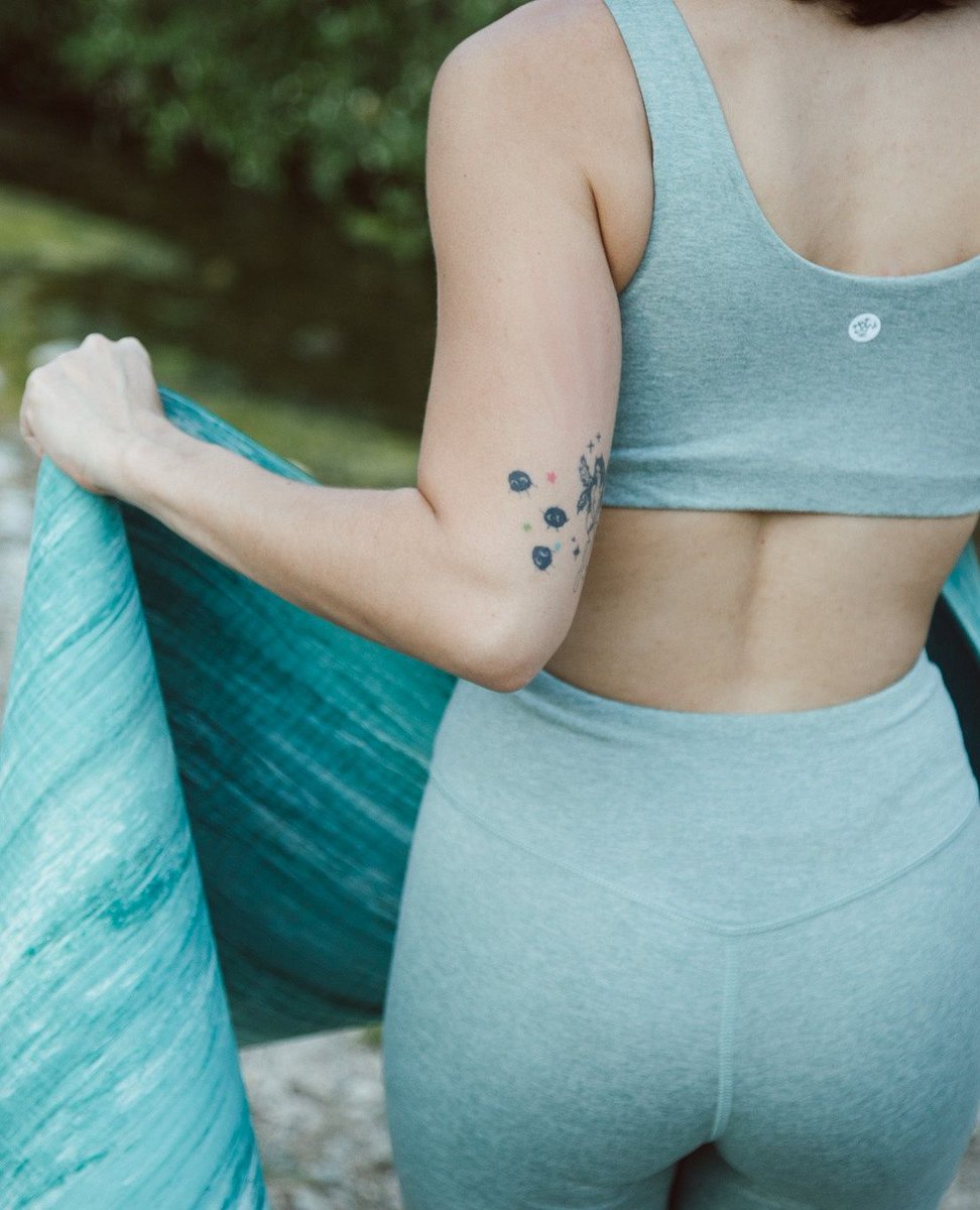 mandukayoga's tweet photo. Weekend plans?
Going off the grid, getting out in nature.
Putting down our phones, picking up our mats.
If that sounds about right, we'll see you in a few days ;)
🌱✨🌎
#PracticeOn #Manduka #MandukaYoga #YogaPractice #PracticeOutside https://t.co/rMVNpQLL7V