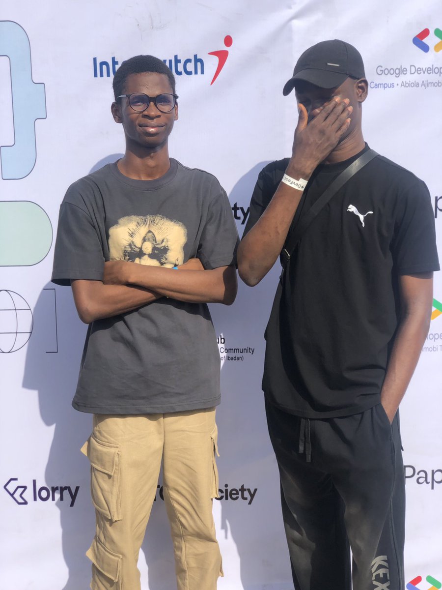 CodedLibra's tweet image. It is another eventful Saturday with @gdgibadan at #DevFestIbadan24. It was nice connecting with like minds and greater minds from Ibadan and environs. S/O to the Hng folks @Samuel_Ogboye @dapo_adedire and birthday boy @Hadeh_wahle my side kick for the day.