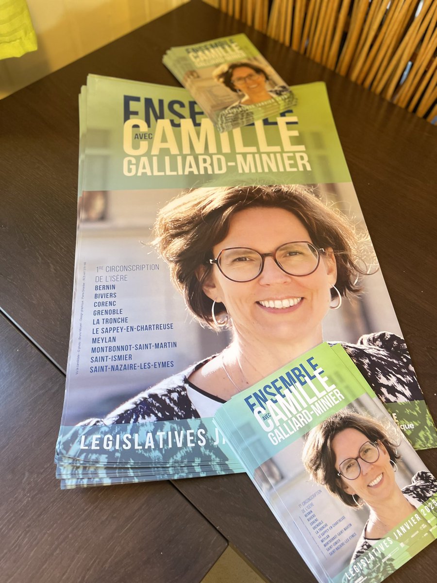 sebastien mittelberger (@sebastienmitte1) on Twitter photo Devant un parterre de sympathisants, Camille Galliard-Minier lance sa campagne de la Tronche et présente son van nommé Camillonette, qui sera son QG de campagne et avec lequel la candidate sillonnera rues et routes de la 1’ere circo de l isère.
<a href="/Prostcecile/">Cecile Prost</a> <a href="/GalliardM/">Camille Galliard-Minier</a> Devant un parterre de sympathisants, Camille Galliard-Minier lance sa campagne de la Tronche et présente son van nommé Camillonette, qui sera son QG de campagne et avec lequel la candidate sillonnera rues et routes de la 1’ere circo de l isère.
<a href="/Prostcecile/">Cecile Prost</a> <a href="/GalliardM/">Camille Galliard-Minier</a>