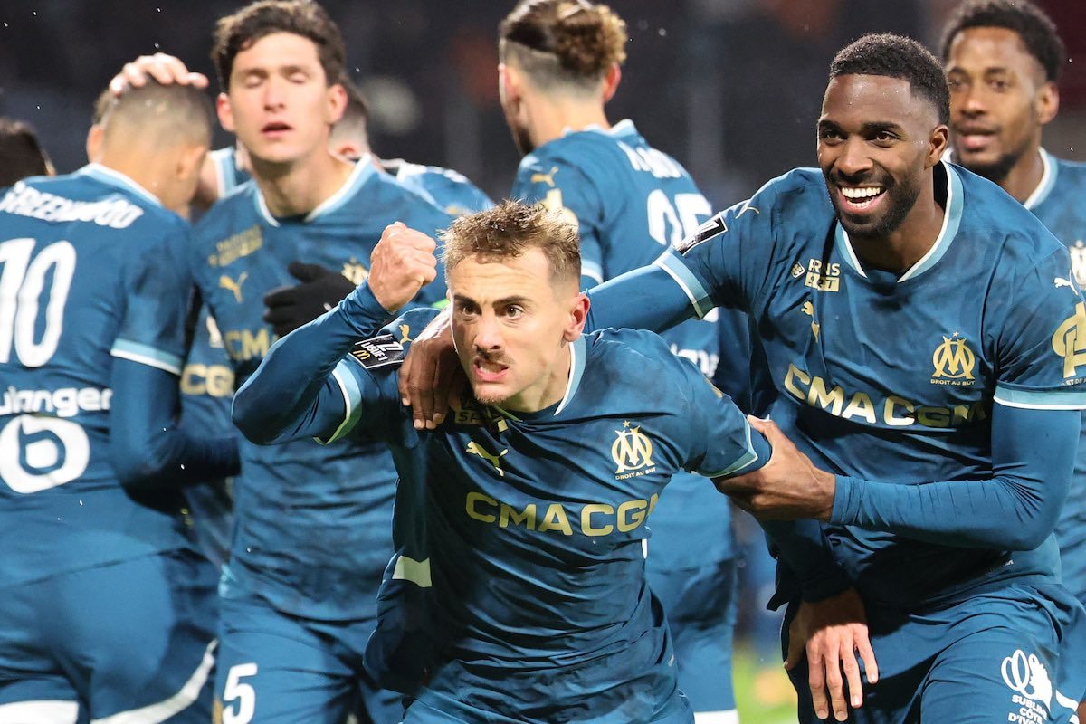 Olympien2613's tweet photo. Roberto De Zerbi : "Cette équipe a besoin de Valentin Rongier, il met de l'ordre sur le terrain. Il a fait un gros match, à sa sortie c'était plus pareil."

#RCLOM #TeamOM https://t.co/wI4umAShmq