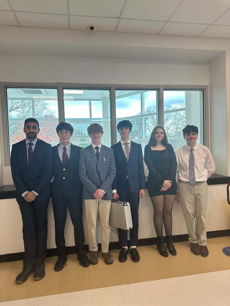 HistoryOperator's tweet photo. The @BBPSchools Debate Team is growing. Today, we have three Public Forum teams competing at the LIFA debate tournament at Schreiber HS. They are debating: “Resolved: The United States should substantially reduce its military support of Taiwan.”Go Phantoms! https://t.co/FX7CCoSRXB