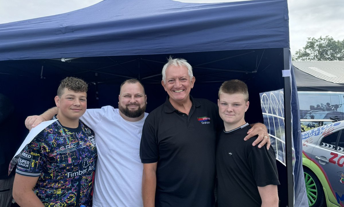 <a href="/TheBillaton/">The Billaton</a> I recently saw <a href="/GrahamcoleAct/">graham cole OBE</a> at a car show. Great guy!!