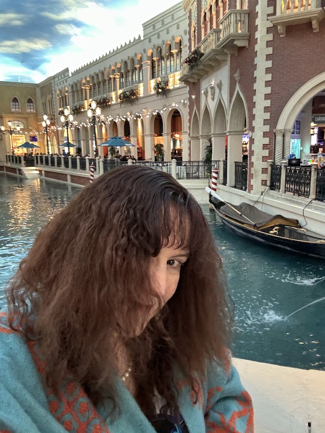 "Walk like a [Venetian]. . ."