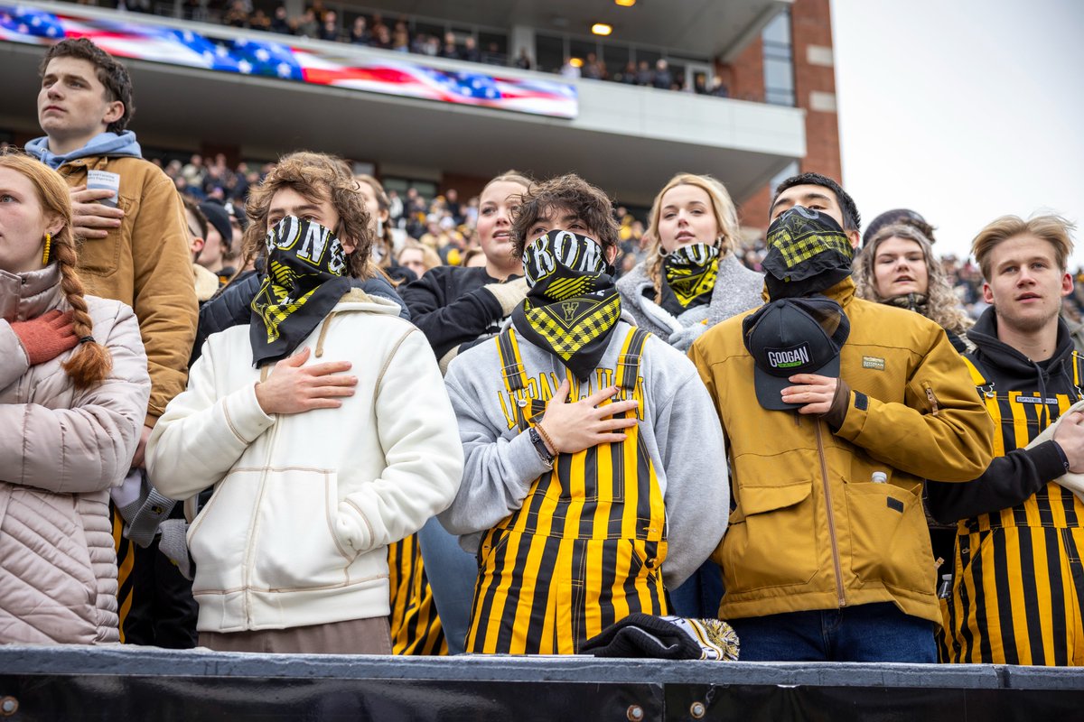 appstate's tweet photo. Love you to Boone and back (x 3,333), Mountaineers! #AppStateisHome https://t.co/z0NB8jlY7I