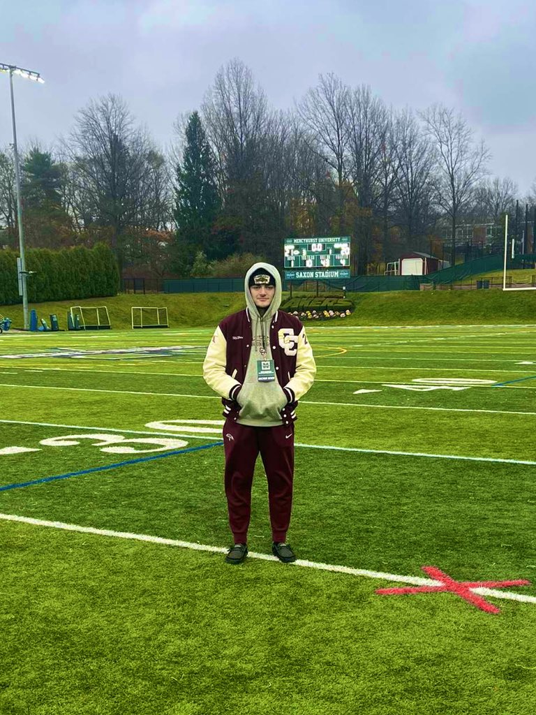 bradenmc25_'s tweet image. I had a great day today at @MercyhurstFB watching the Lakers get their first D1 victory! Thank you to @ElijahAltizer for having me up! #CarpeD1em #AGTG