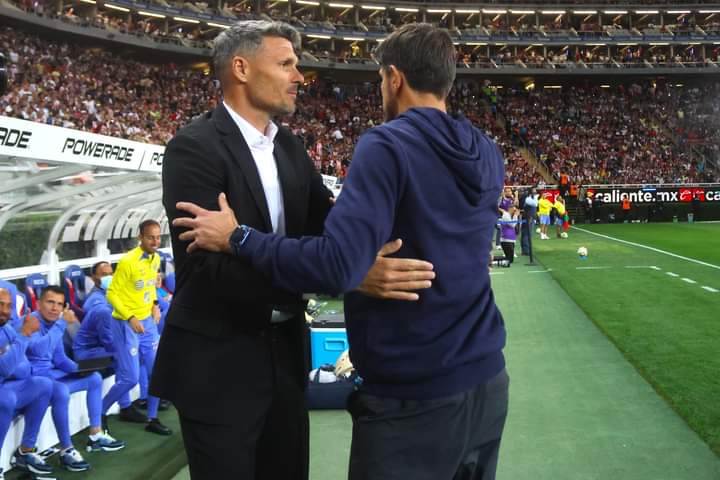 ¡TANO SEGUIRÁ ROBANDO, DIGO, TRABAJANDO! 🔥

Santos tendrá nuevo técnico, medios laguneros informan que Tano Ortiz está a una firma de ser nuevo técnico de los de la comarca lagunera.

#FútbolMedia #LigaBBVAMX #santos