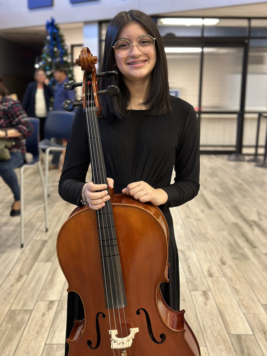 rsms_orchestra's tweet photo. Congratulations to all Region 33 Clinic and Concert participants on a well done performance! Our RSMS representative Eliana did a wonderful job. 

@HumbleISD_SMS @orchestra_HHS #ProudBearcat https://t.co/FxIykuyicj