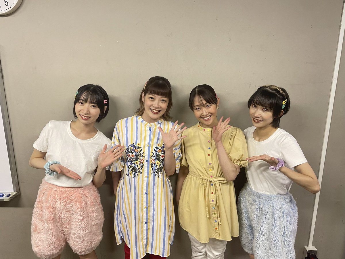 yui_yonaha's tweet photo. 9/15
神奈川県トラック協会交通安全ショー
NHKイベントがありました✨
観に来てくださった皆様、ありがとうございました！！
沢山元気もらえて嬉しかった🥹🙏 https://t.co/czxmMgKyAd