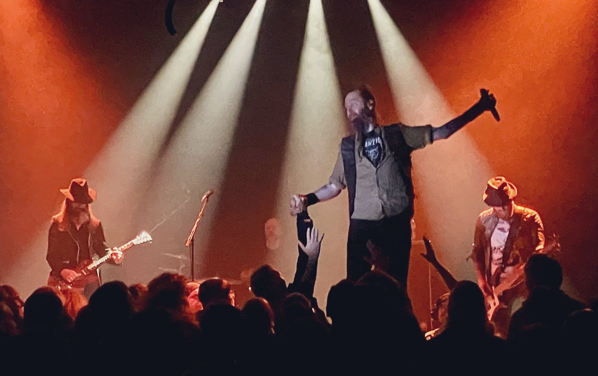 Well, <a href="/solstafir/">Sólstafir</a> did not disappoint tonight! Awesome show at QMU.