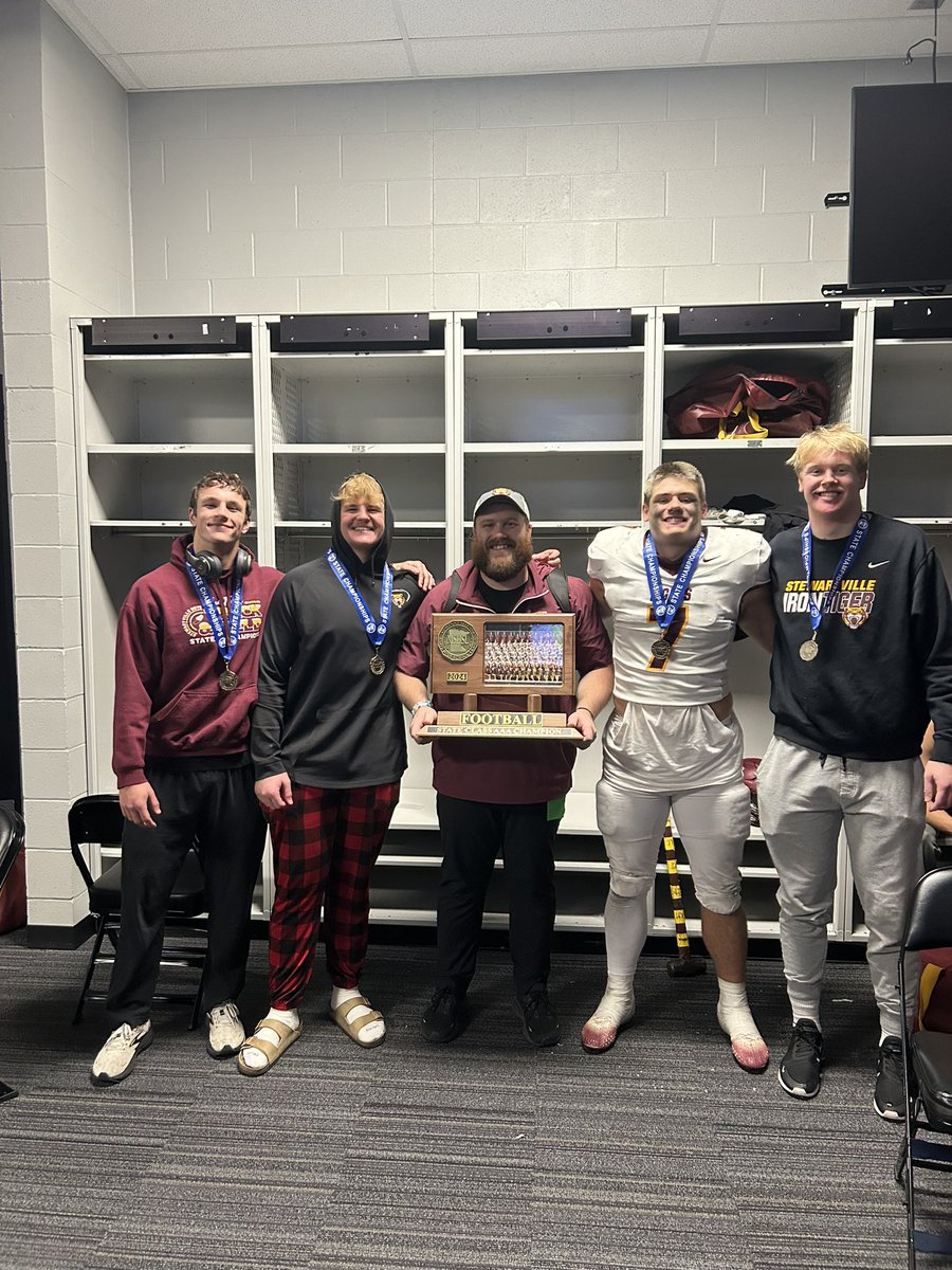 Best D-Line in the state!! Back to back state champs!! Sure going to miss these boys next year but this year is one I will never forget!! #backtoback #28-0
