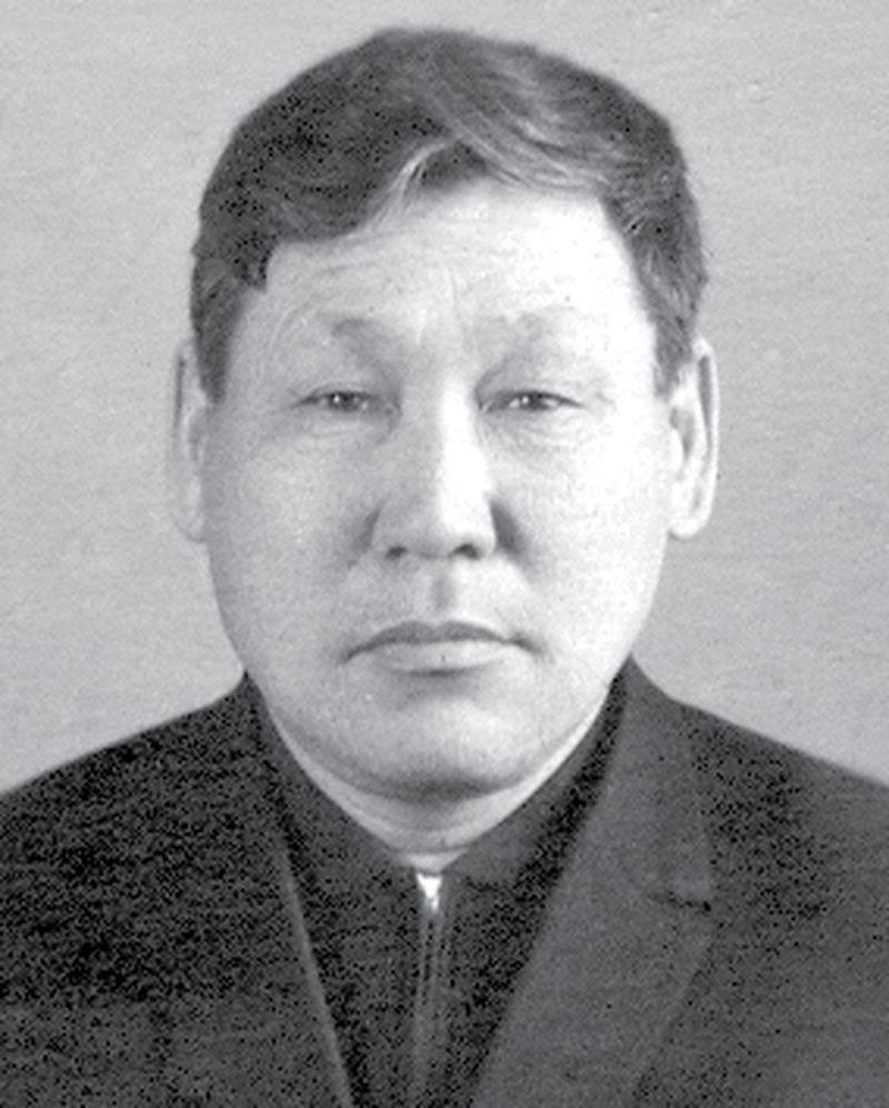 🗓️ 24 ноября 1916 г. 

День рождения Михаила Сафронова

Учёный, доктор ветеринарных наук (1972), профессор (1974), заслуженный ветеринарный врач Якутской АССР (1962), уроженец Нюрбинского улуса.