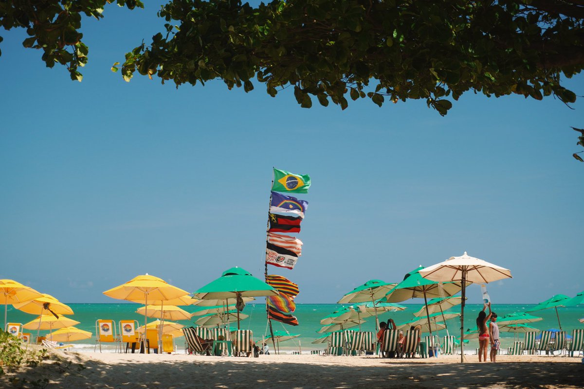 pelosolhinhos tweet picture