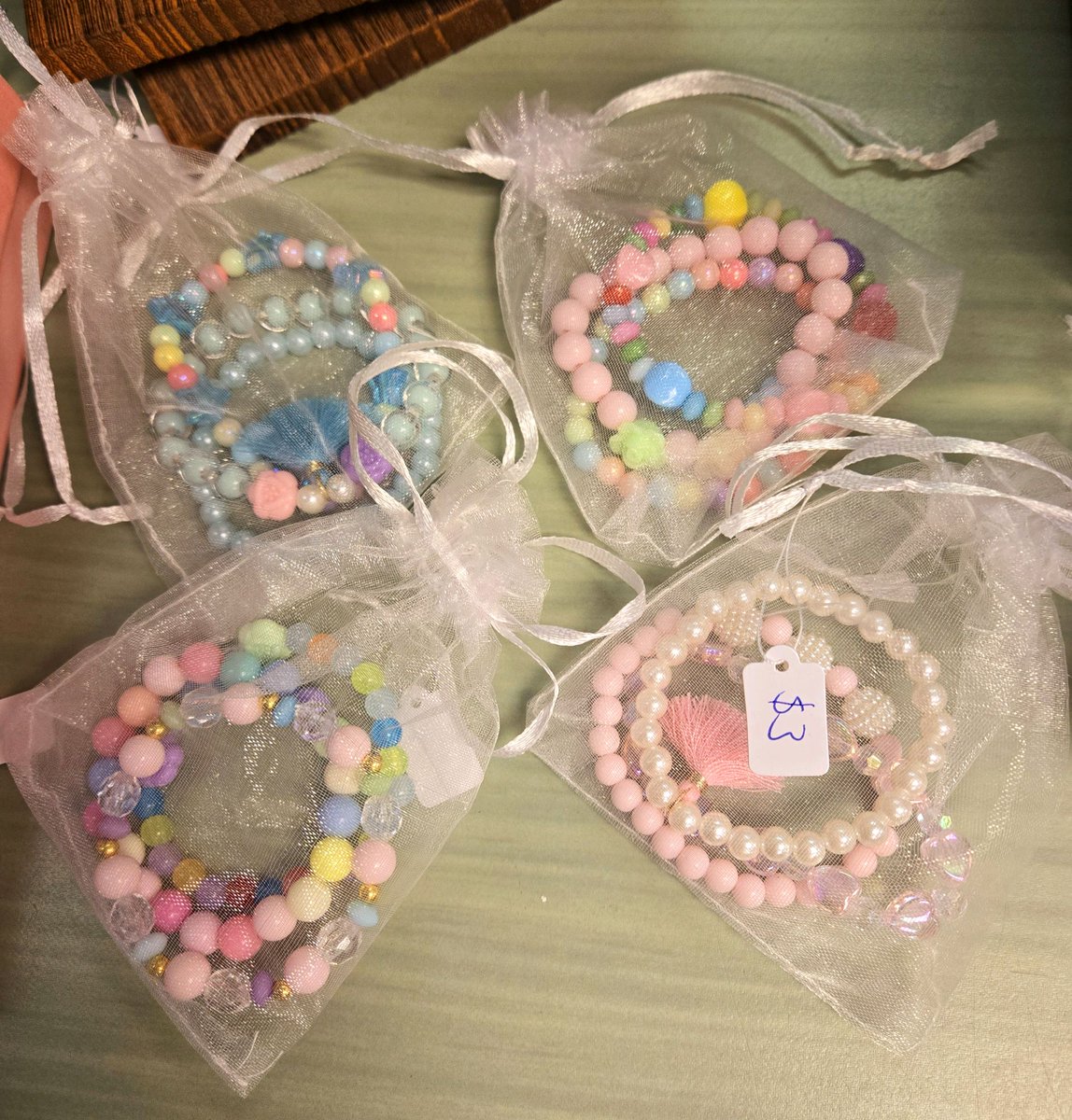 BlueAngelConsin's tweet photo. Our affordable jewelry section has perfect stocking staffers for the ladies (and little ladies) in your life! 😍💍📿

#HolidaySeason #Supportsmallbusiness #HeartOfHuntington #shopsmallthisholidayseason #supportlocalbusiness #happyholidays2024  #christmas2024 #ShopHuntington https://t.co/zWGemyylde