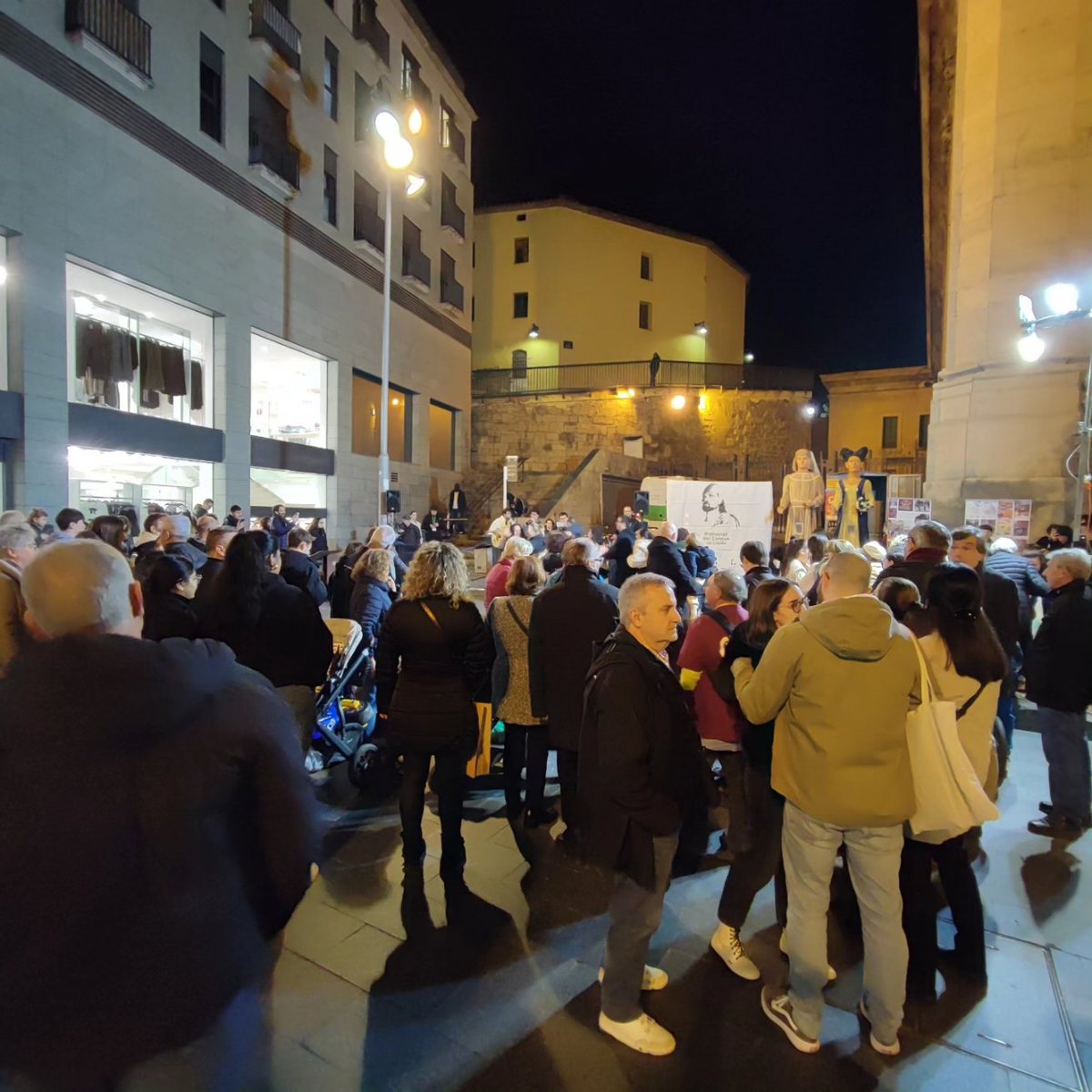 Avui entregat els premis de fotografia del Corpus 2024, felicitats a tots els guanyadors i celebrant els 30 anys de catifes a #lleida @patronatcorpus <a href="/ieilleida/">INSTITUT D'ESTUDIS ILERDENCS</a> @ajuntamentdelleida <a href="/cultura_lleida/">Cultura Lleida</a> <a href="/cultura_cat/">Cultura</a> @catifaires_cat amb música del grup @tradifarra