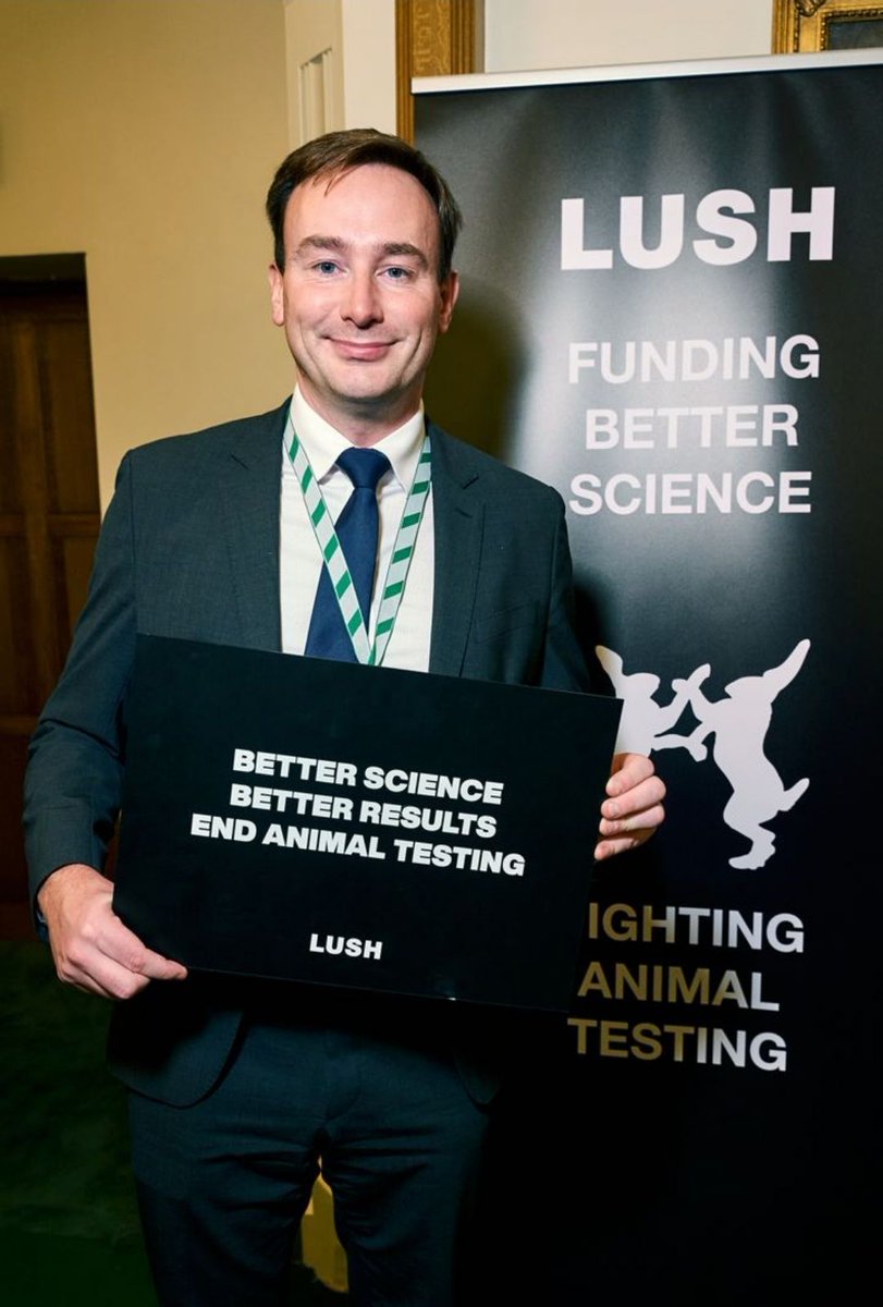 TomHayesBmouth's tweet photo. Proud to attend Lush's Parliamentary reception with scientists &amp; animal welfare advocates to champion cruelty-free research.

It's time we looked towards human-relevant, non-animal science. 🐾 #CrueltyFreeScience #FightingAnimalTesting https://t.co/82hjab7qQg