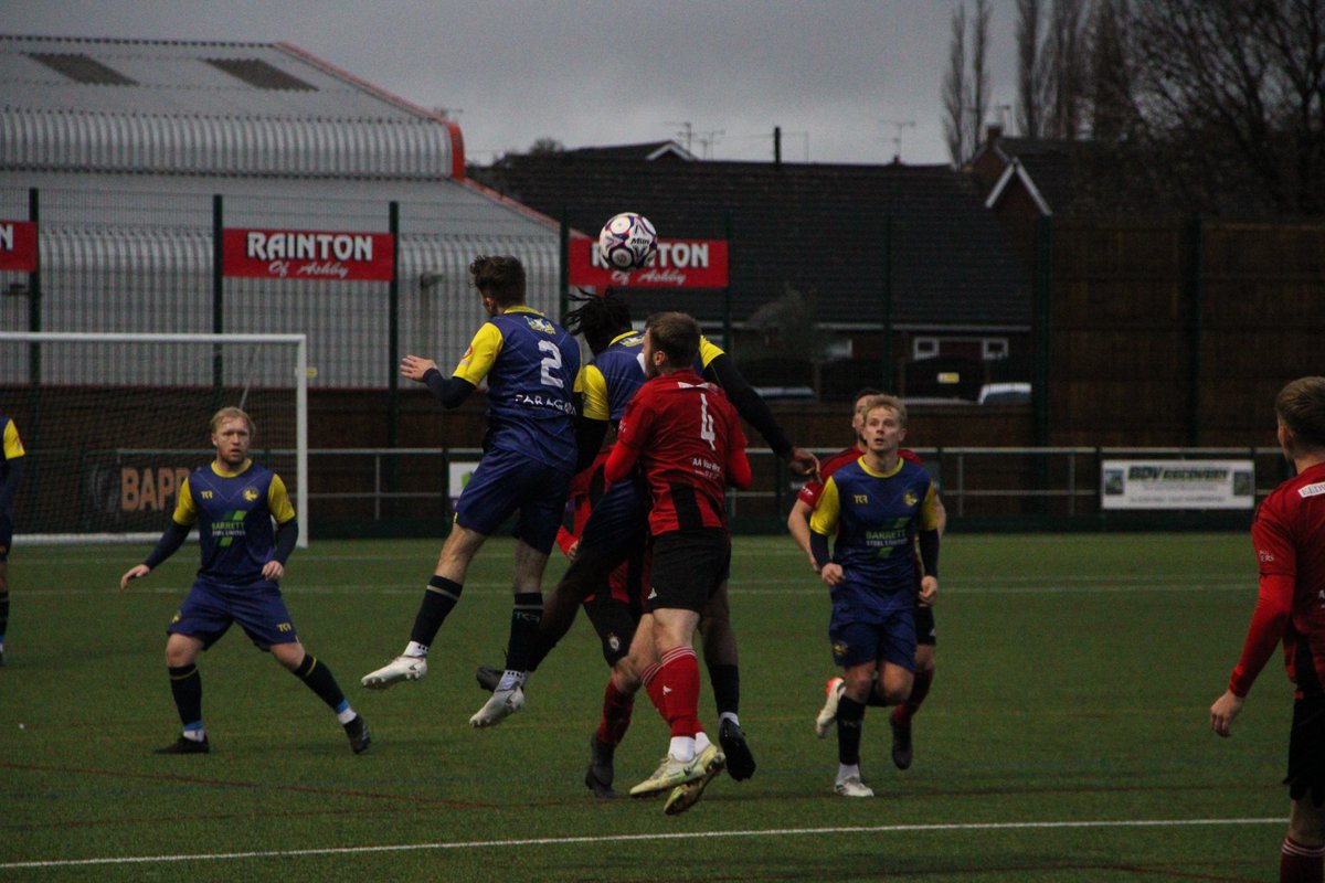 FindMeOnTheSL's tweet photo. Find me on the sideline at @BottesfordTown V @CampionAFC 

🔗 https://t.co/RYticCRJns

🔗 https://t.co/DAg8LTGsgn https://t.co/wNjDQG4tFi